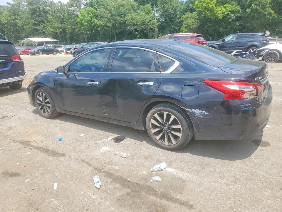 59291206 :رقم المزاد ، 1N4AL3AP3JC261816 vin ، 2018 Nissan Altima مزاد بيع