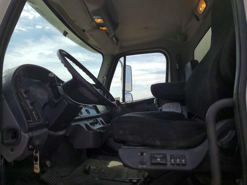 69062856 :رقم المزاد ، 3ALACWDU9EDFM9102 vin ، 2014 Freightliner M2 مزاد بيع