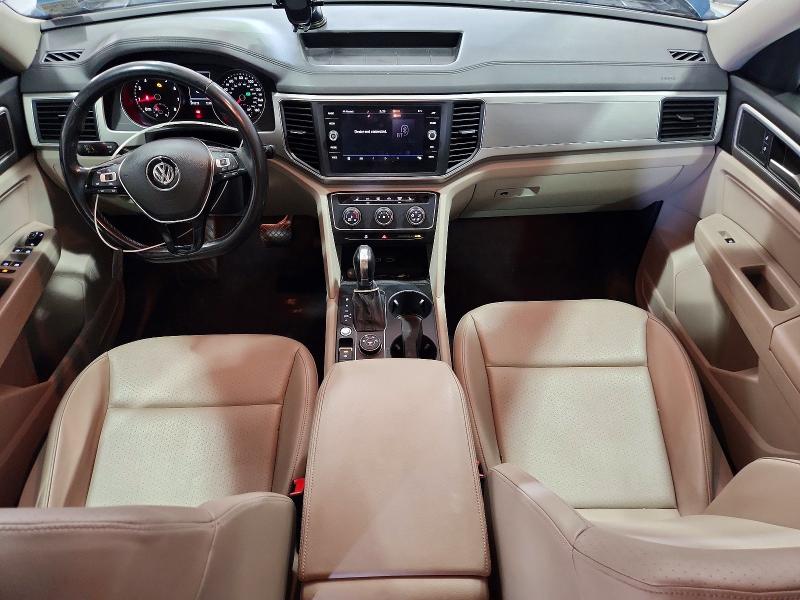 61361666 :رقم المزاد ، 1V2KR2CA1JC581215 vin ، 2018 Volkswagen Atlas مزاد بيع