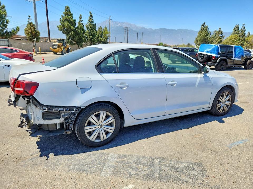 Продаж на аукціоні авто 2017 Volkswagen Jetta, vin: 3VW2B7AJ4HM393610, номер лоту: 59661036