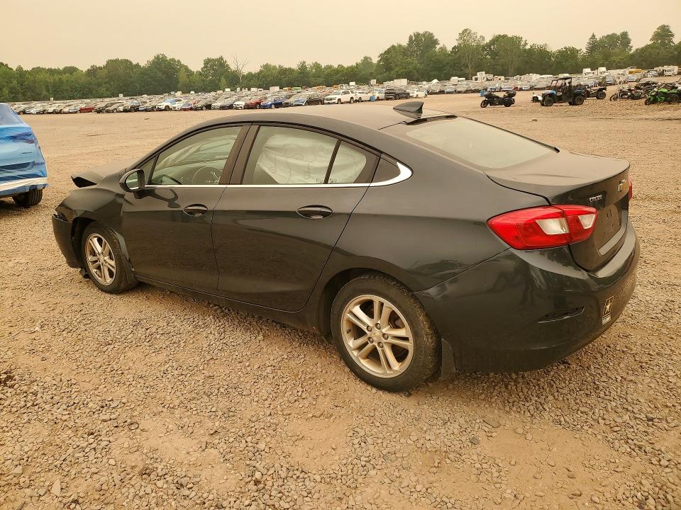 60967956 :رقم المزاد ، 1G1BE5SM5H7258114 vin ، 2017 Chevrolet Cruze مزاد بيع