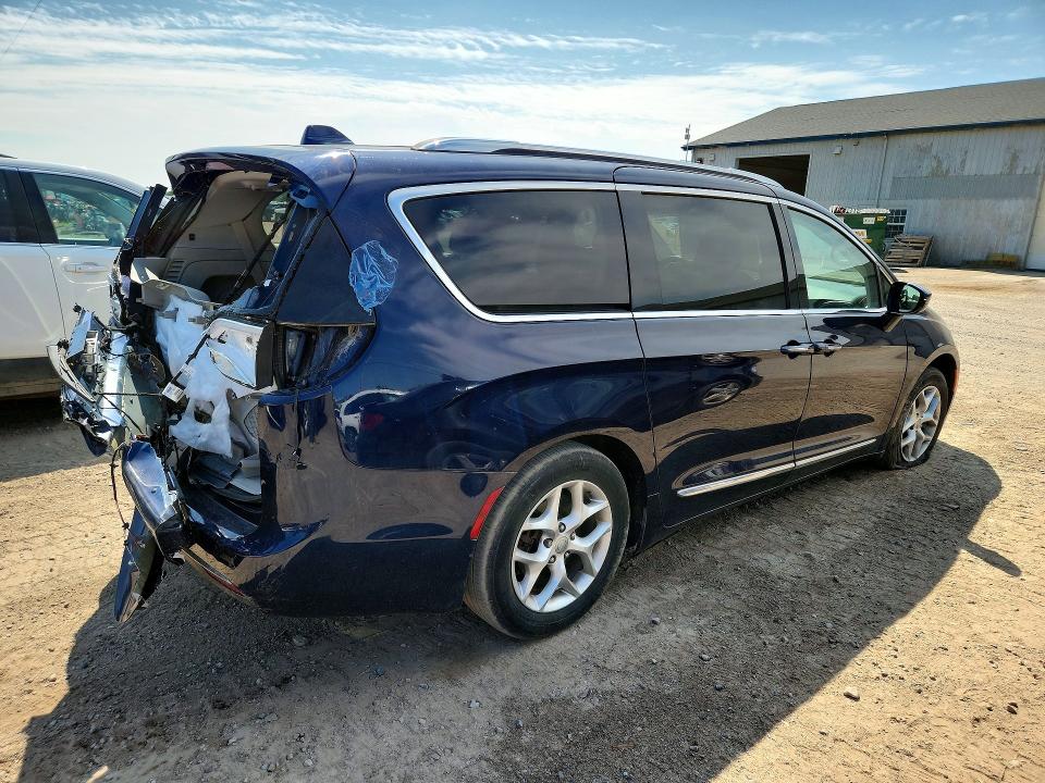 Продажа на аукционе авто 2019 Chrysler Pacifica, vin: 2C4RC1EG4KR588875, номер лота: 59619456