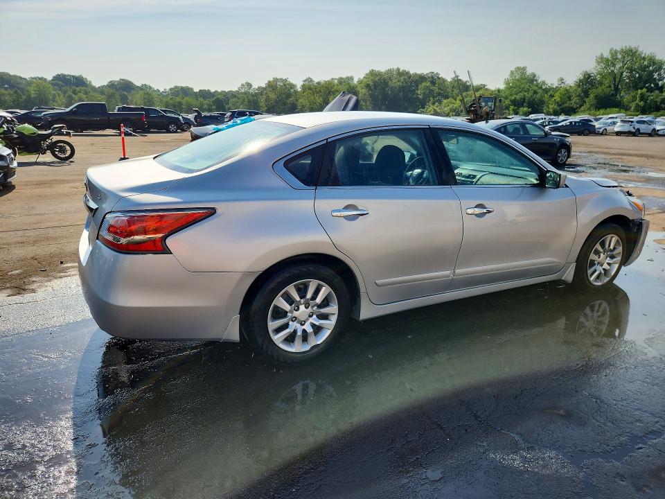 Продажа на аукционе авто 2015 Nissan Altima, vin: 1N4AL3AP4FC432192, номер лота: 60830336