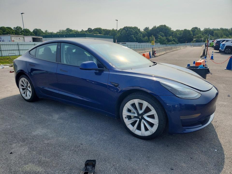61530466 :رقم المزاد ، 5YJ3E1EA7NF286928 vin ، 2022 Tesla Model 3 مزاد بيع