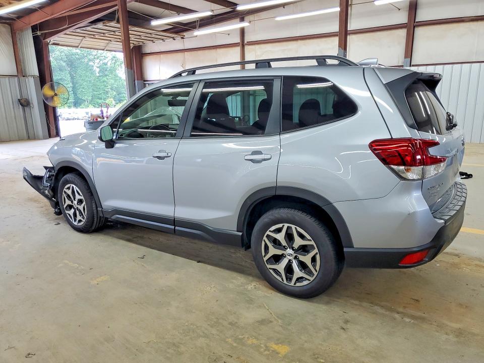 Продаж на аукціоні авто 2022 Subaru Forester, vin: JF2SKAEC2NH402138, номер лоту: 85628275