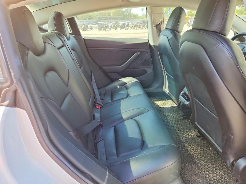 Продаж на аукціоні авто 2019 Tesla Model 3, vin: 5YJ3E1EA4KF401402, номер лоту: 61795196