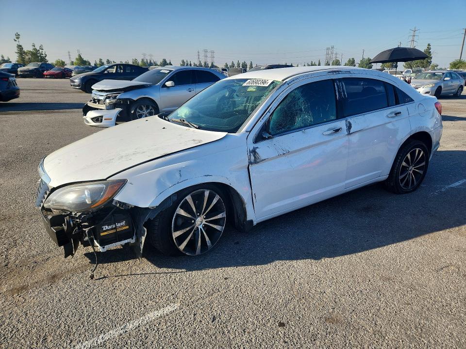 2012 Chrysler 200 მანქანა იყიდება აუქციონზე, vin: 1C3CCBBG3CN307958, აუქციონის ნომერი: 60690396