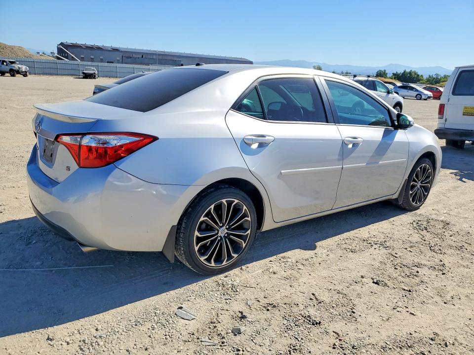 Продажа на аукционе авто 2015 Toyota Corolla, vin: 5YFBURHE1FP217282, номер лота: 85626405