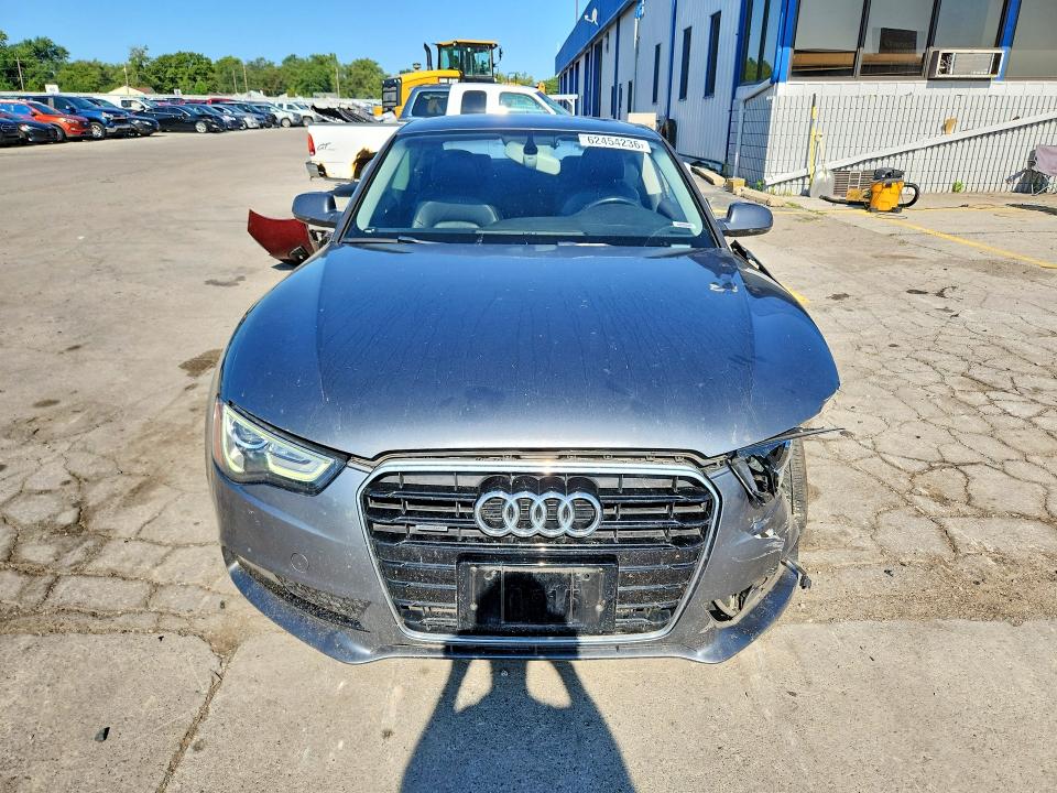 62454236 :رقم المزاد ، WAUCFAFRXFA017699 vin ، 2015 Audi A5 مزاد بيع