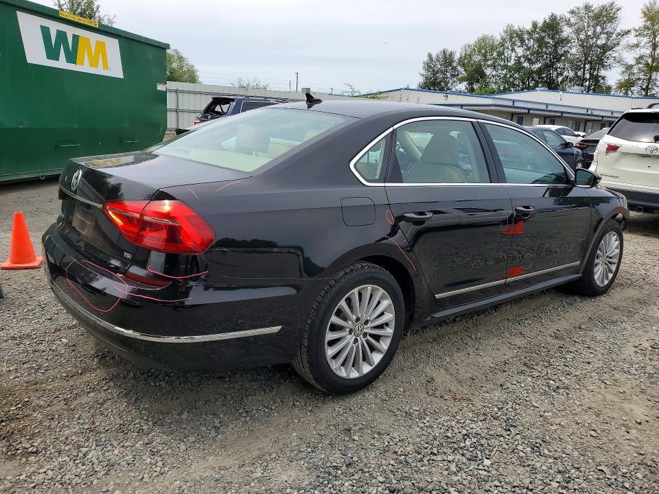 Продажа на аукционе авто 2016 Volkswagen Passat, vin: 1VWBT7A39GC017869, номер лота: 61551896