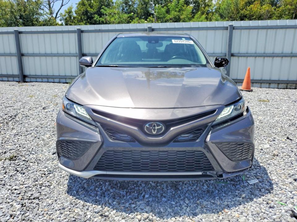 2022 Toyota Camry მანქანა იყიდება აუქციონზე, vin: 4T1K61AK6NU707046, აუქციონის ნომერი: 62204346