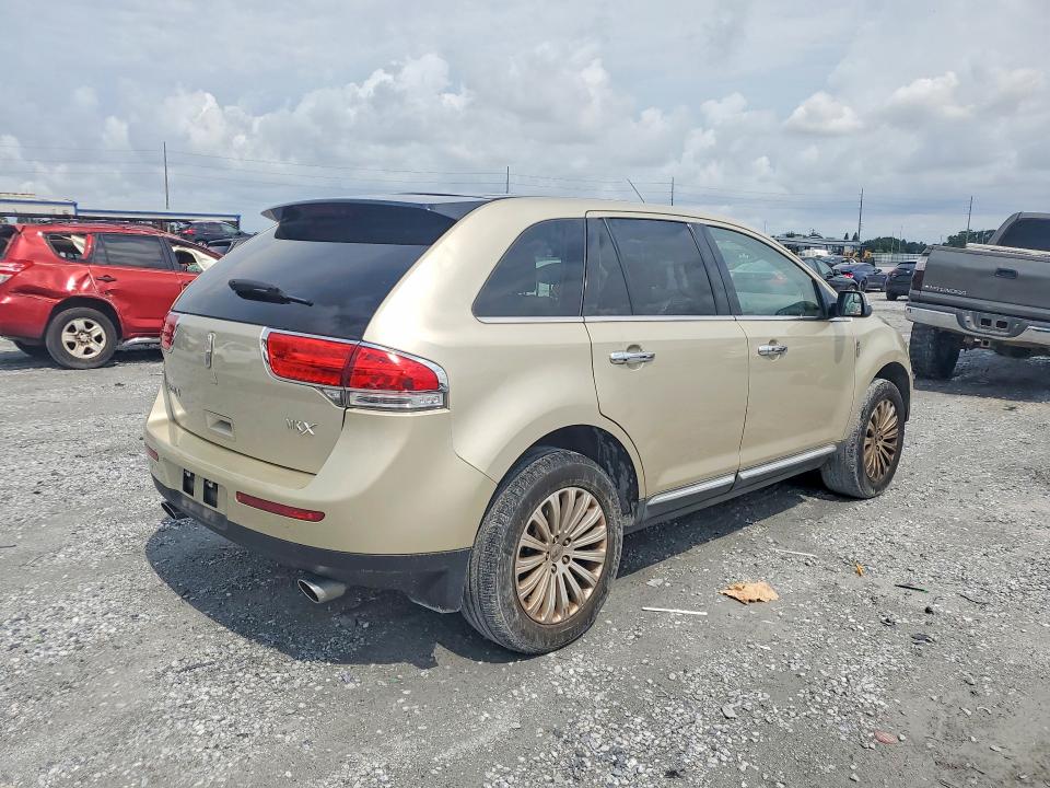 62798816 :رقم المزاد ، 2LMDJ6JK5BBJ20329 vin ، 2011 Lincoln Mkx مزاد بيع