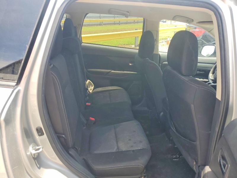 Продаж на аукціоні авто 2018 Mitsubishi Outlander, vin: JA4AZ3A33JZ052959, номер лоту: 59860976