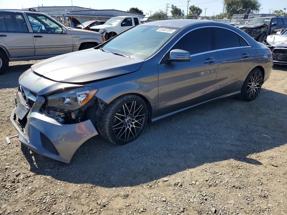 2016 Mercedes-benz Cla მანქანა იყიდება აუქციონზე, vin: WDDSJ4EB9GN289549, აუქციონის ნომერი: 61441756