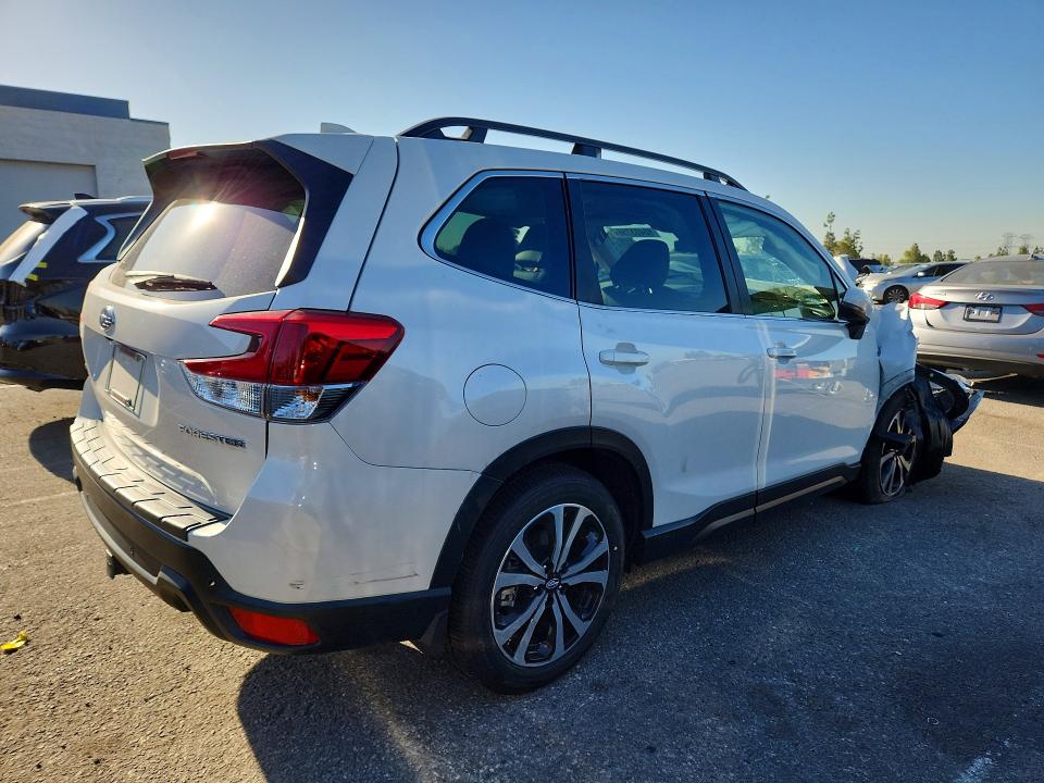 Продажа на аукционе авто 2023 Subaru Forester, vin: JF2SKAPCXPH452852, номер лота: 60403756