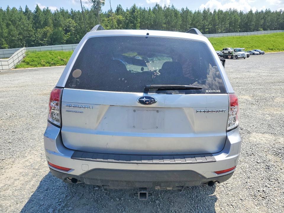 2013 Subaru Forester მანქანა იყიდება აუქციონზე, vin: JF2SHADC0DH443818, აუქციონის ნომერი: 61115316