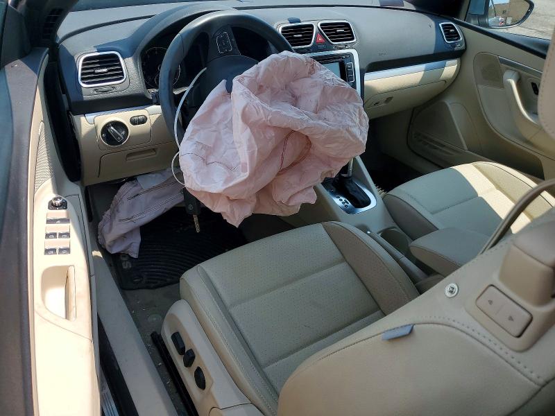 63055866 :رقم المزاد ، WVWBW8AH7EV000498 vin ، 2014 Volkswagen Eos مزاد بيع