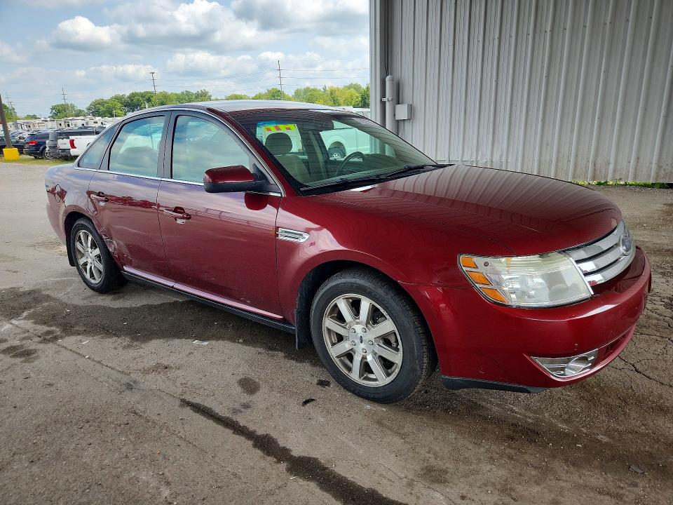 61626176 :رقم المزاد ، 1FAHP24W28G139404 vin ، 2008 Ford Taurus مزاد بيع