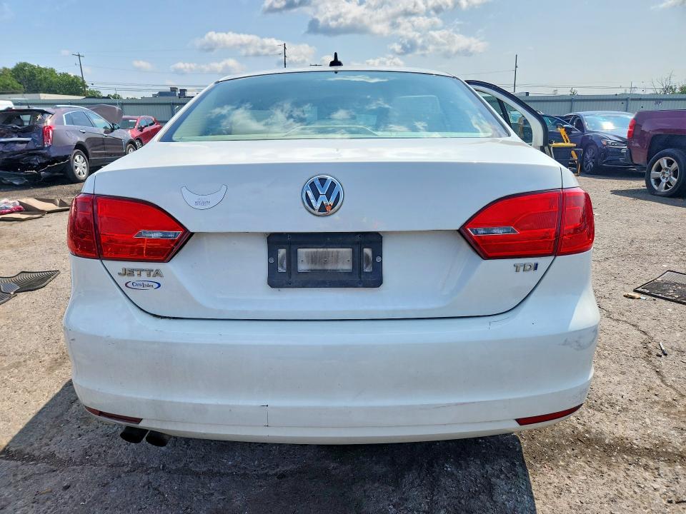 2014 Volkswagen Jetta მანქანა იყიდება აუქციონზე, vin: 3VWLL7AJ9EM280006, აუქციონის ნომერი: 61842786
