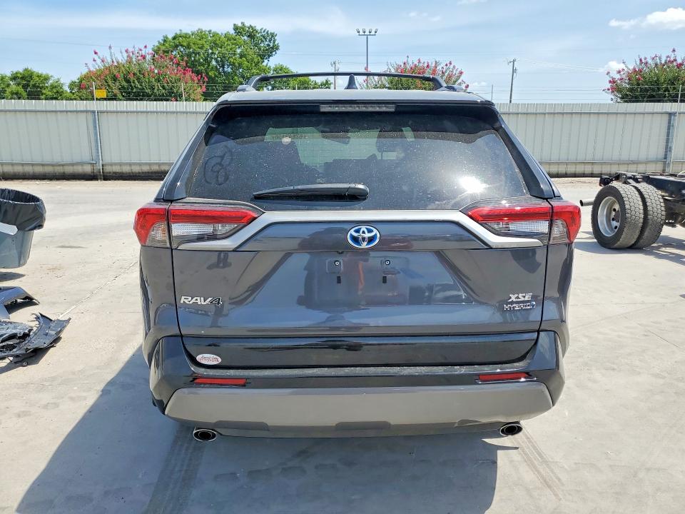 Aukcja sprzedaży 2021 Toyota Rav4, vin: 2T3E6RFV1MW009402, numer aukcji: 62843156