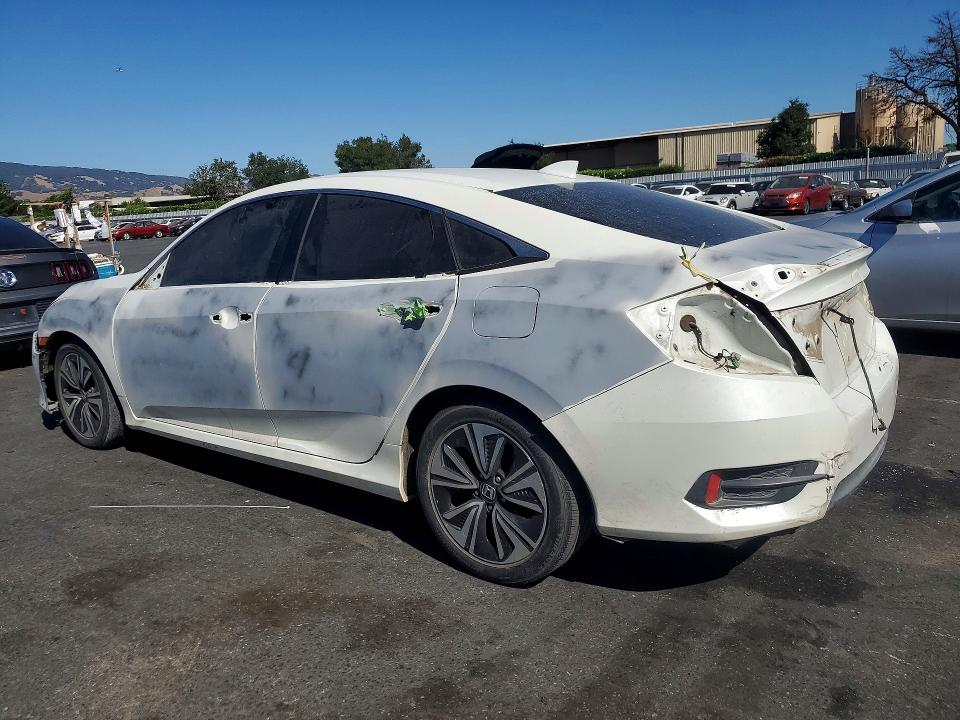 2017 Honda Civic მანქანა იყიდება აუქციონზე, vin: 2HGFC1F30HH643868, აუქციონის ნომერი: 59694576