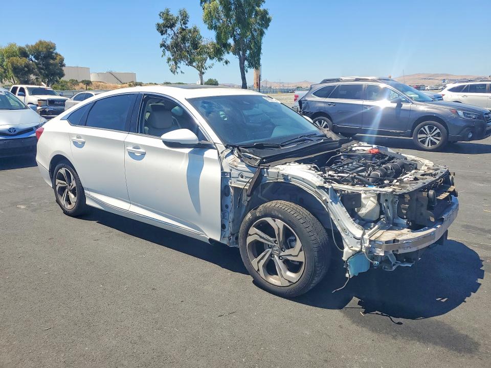 60639156 :رقم المزاد ، 1HGCV1F5XJA083179 vin ، 2018 Honda Accord مزاد بيع
