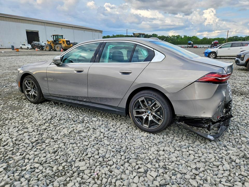 62945836 :رقم المزاد ، WBY33HG09TCW46860 vin ، 2026 Bmw I5 مزاد بيع
