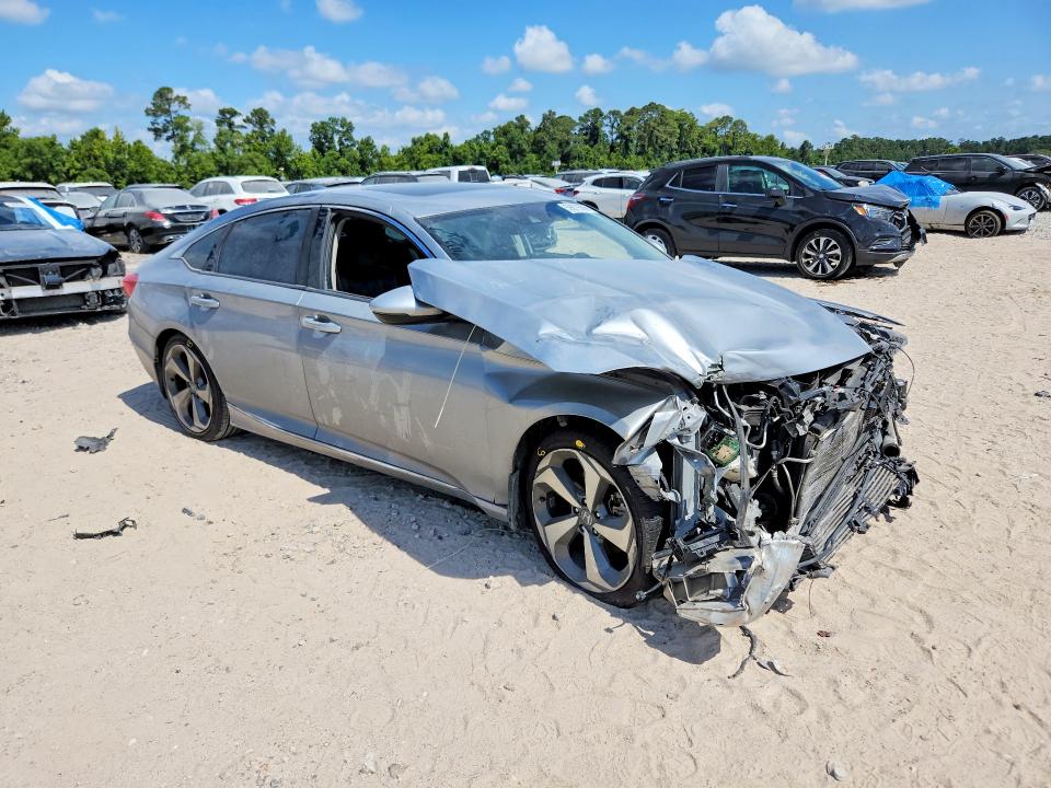 2018 Honda Accord მანქანა იყიდება აუქციონზე, vin: 1HGCV2F90JA021427, აუქციონის ნომერი: 59979596