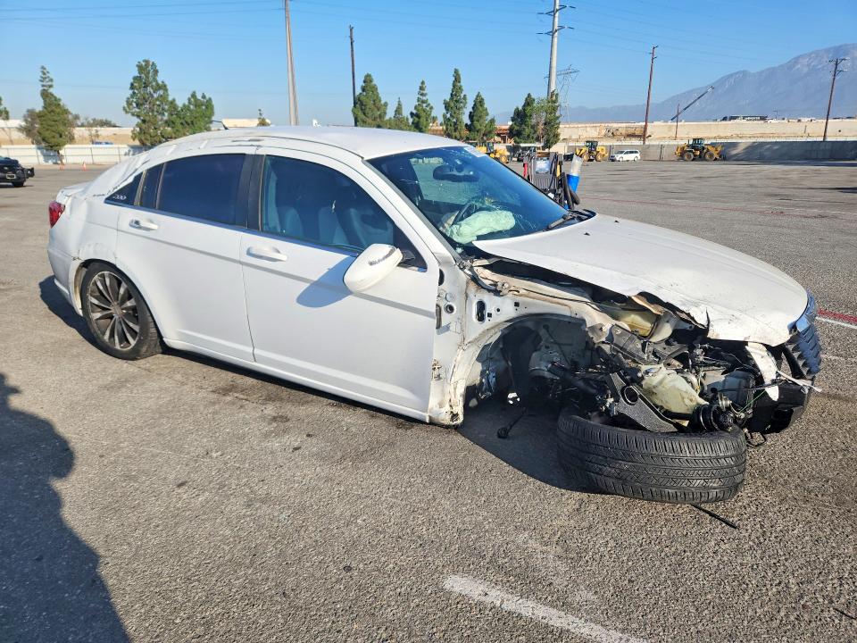 2012 Chrysler 200 მანქანა იყიდება აუქციონზე, vin: 1C3CCBBG3CN307958, აუქციონის ნომერი: 60690396