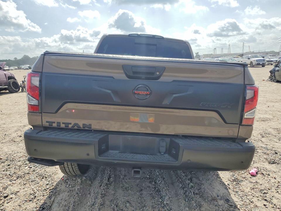 63055296 :رقم المزاد ، 1N6AA1ED3MN508150 vin ، 2021 Nissan Titan مزاد بيع