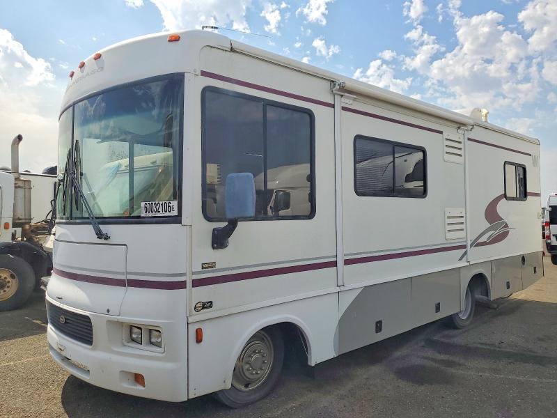 60032106 :رقم المزاد ، 5B4KP57G813337204 vin ، 2001 Workhorse Custom Chassis Motorhome Chassis مزاد بيع