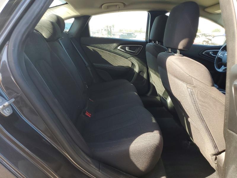 2015 Chrysler 200 მანქანა იყიდება აუქციონზე, vin: 1C3CCCAB7FN699567, აუქციონის ნომერი: 62643976
