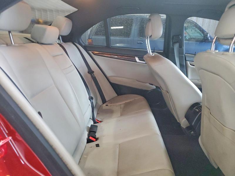 Продаж на аукціоні авто 2012 Mercedes-benz C, vin: WDDGF8BB8CA615507, номер лоту: 62546946