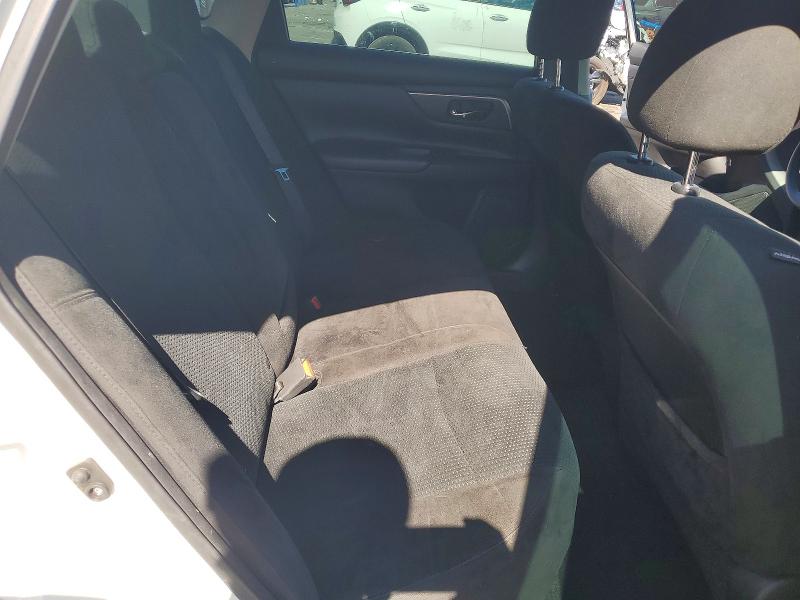 60545666 :رقم المزاد ، 1N4AL3AP1FC588612 vin ، 2015 Nissan Altima مزاد بيع