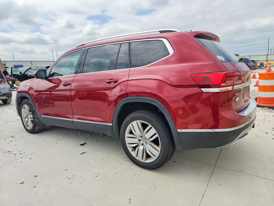 Продажа на аукционе авто 2018 Volkswagen Atlas, vin: 1V2NR2CA0JC558070, номер лота: 62646436