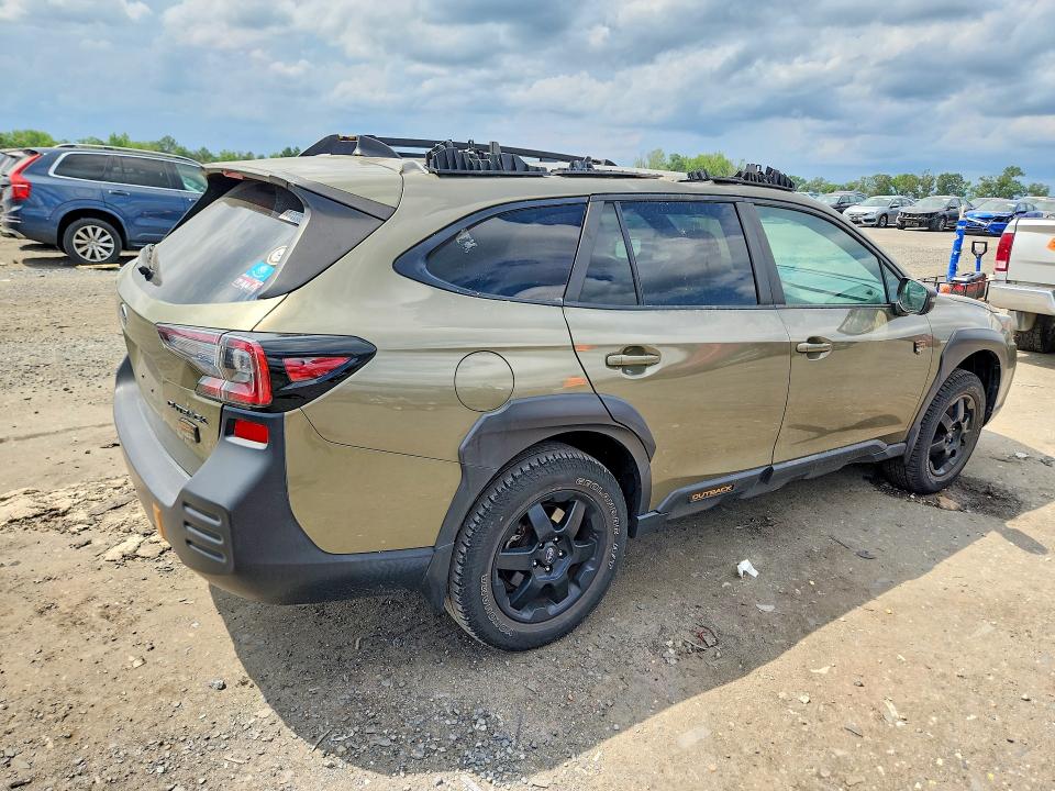 60290296 :رقم المزاد ، 4S4BTGSDXN3125338 vin ، 2022 Subaru Outback مزاد بيع