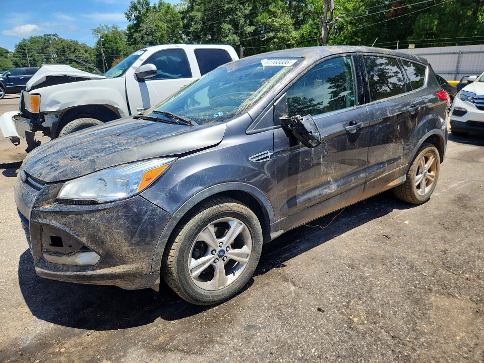 61168886 :رقم المزاد ، 1FMCU9G97GUA00165 vin ، 2016 Ford Escape مزاد بيع