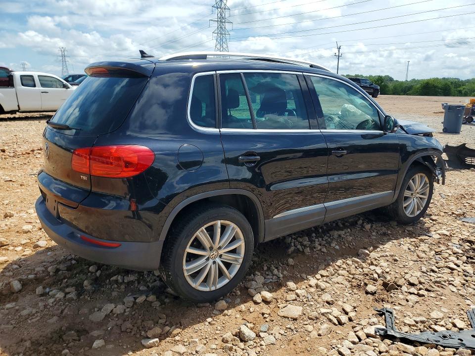Auction sale of the 2016 Volkswagen Tiguan, vin: WVGAV7AX2GW553391, lot number: 60620156