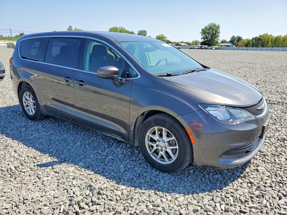 62115546 :رقم المزاد ، 2C4RC1DG5HR521423 vin ، 2017 Chrysler Pacifica مزاد بيع