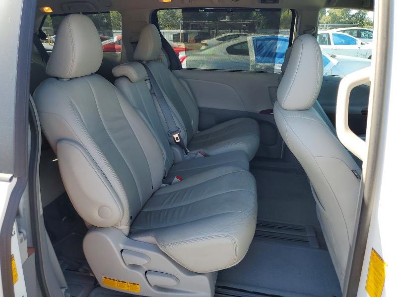 Aukcja sprzedaży 2014 Toyota Sienna, vin: 5TDYK3DC8ES422136, numer aukcji: 61052816