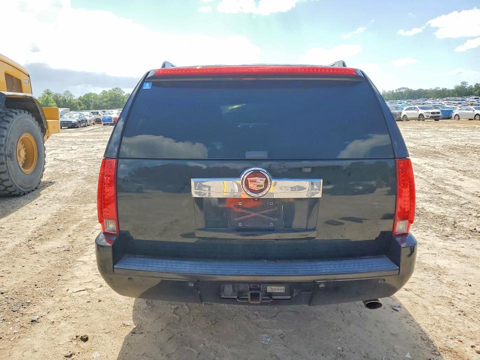 2011 Cadillac Escalade მანქანა იყიდება აუქციონზე, vin: 1GYS4JEF6BR187771, აუქციონის ნომერი: 61204616