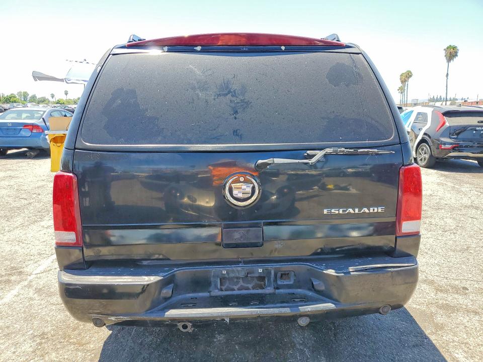 61820526 :رقم المزاد ، 1GYEK63N23R126381 vin ، 2003 Cadillac Escalade مزاد بيع