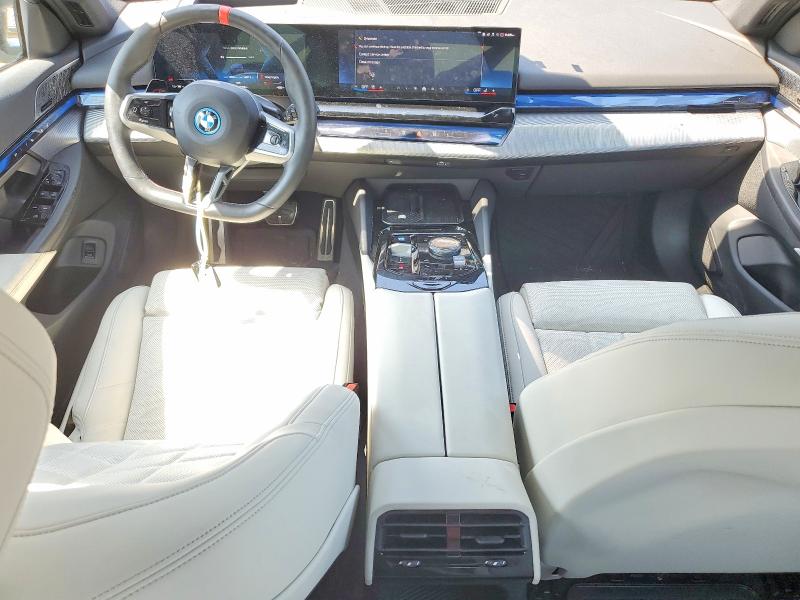 85621645 :رقم المزاد ، WBY43FK03SCU91818 vin ، 2025 Bmw I5 مزاد بيع