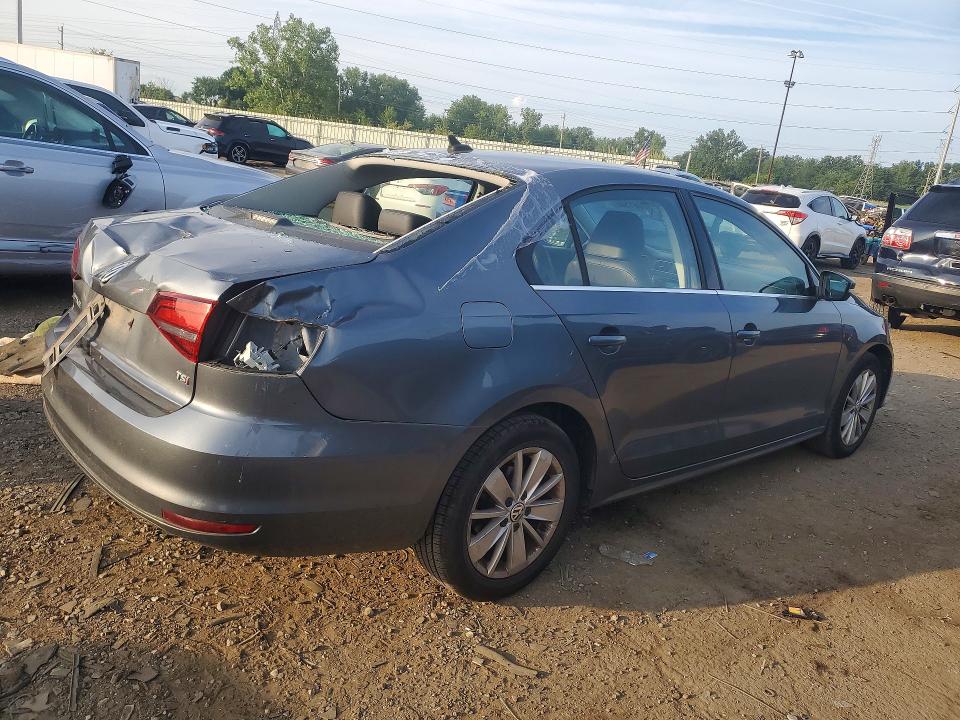 62061566 :رقم المزاد ، 3VWD67AJ4GM316800 vin ، 2016 Volkswagen Jetta مزاد بيع