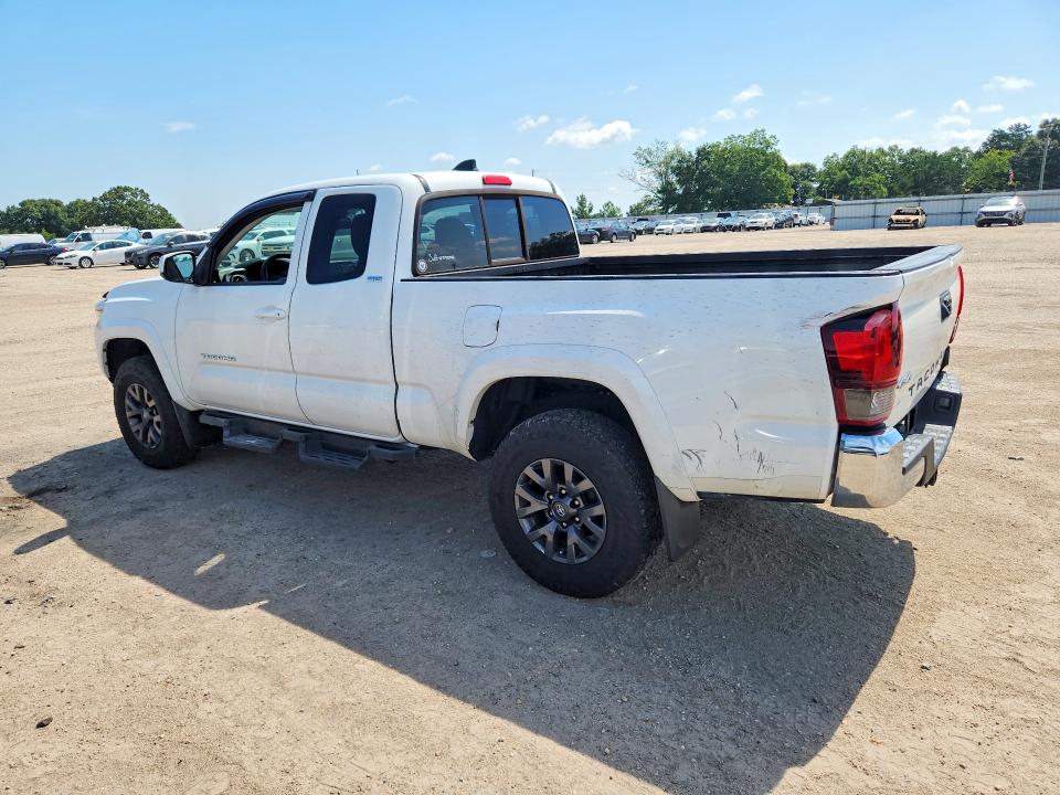 60058196 :رقم المزاد ، 3TYSZ5AN8MT038038 vin ، 2021 Toyota Tacoma مزاد بيع