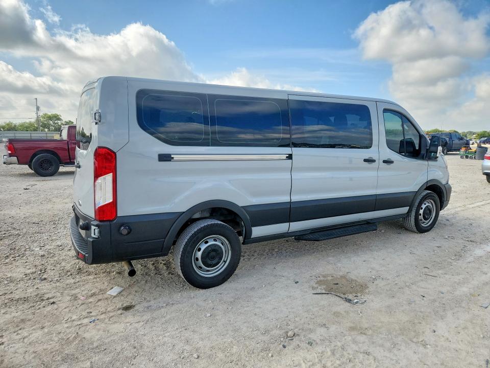 63357976 :رقم المزاد ، 1FTBR1Y88PKA21644 vin ، 2023 Ford Transit مزاد بيع