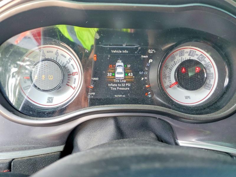 61587306 :رقم المزاد ، 2C3CDZFJ5MH617910 vin ، 2021 Dodge Challenger مزاد بيع