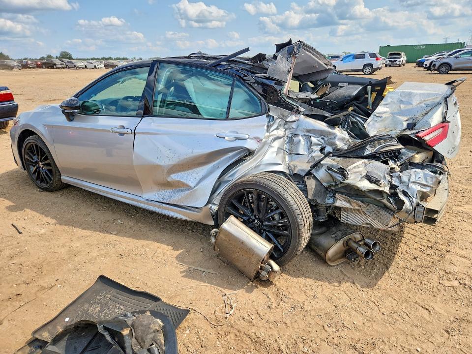 Продажа на аукционе авто 2021 Toyota Camry, vin: 4T1K61AK9MU442301, номер лота: 61421556