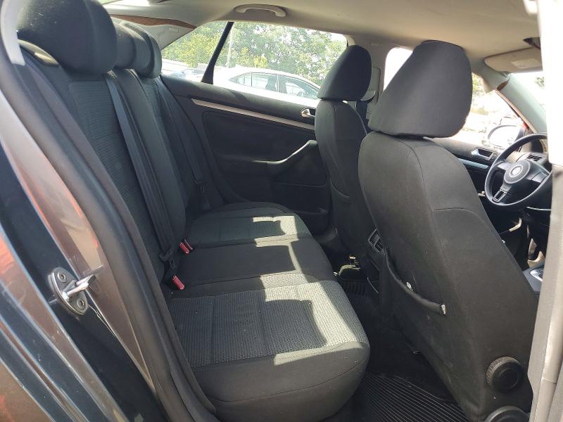 62106396 :رقم المزاد ، 3VWJZ7AJ4AM001867 vin ، 2010 Volkswagen Jetta مزاد بيع