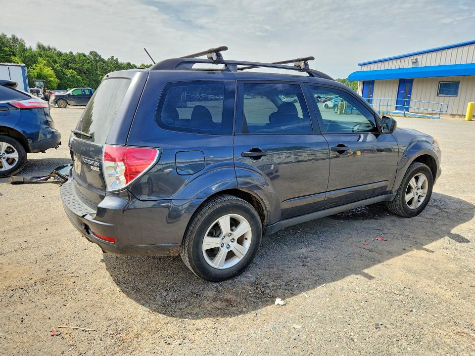 61207656 :رقم المزاد ، JF2SHABC2DH407826 vin ، 2013 Subaru Forester مزاد بيع